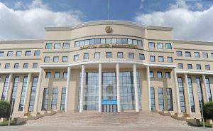 كازاخستان تدين الغارة الجوية على مقر إقامة رئيس البعثة الدبلوماسية لدولة الإمارات العربية المتحدة في السودان