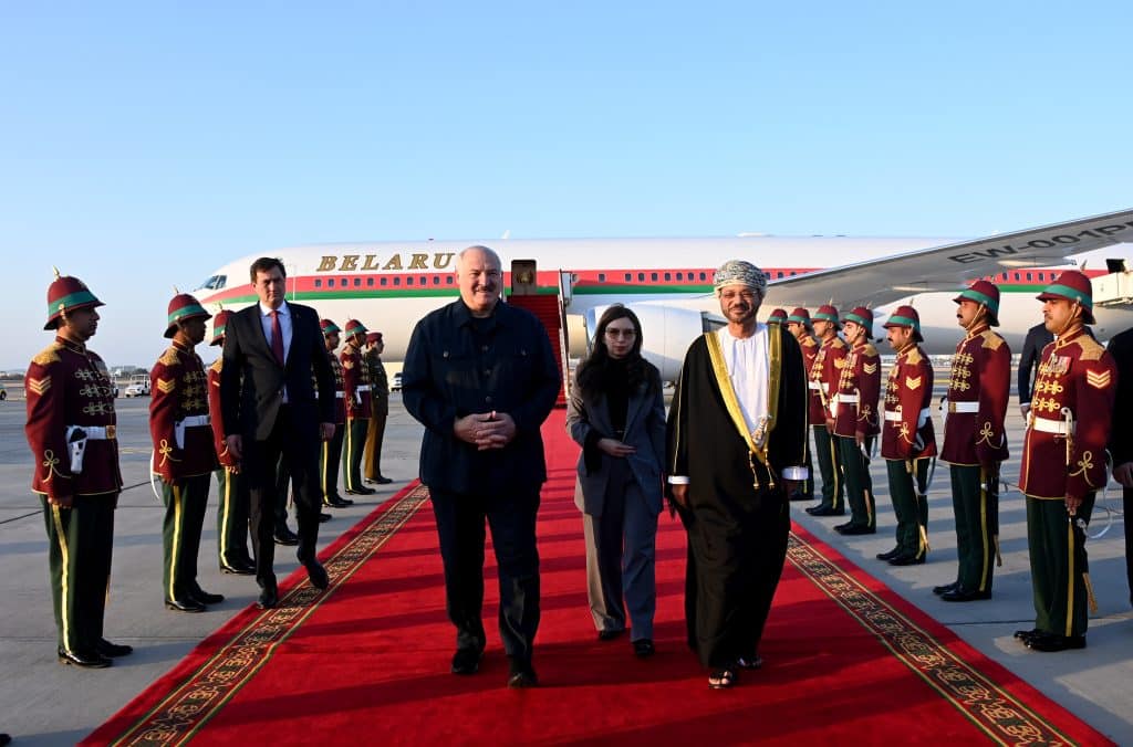 Presiden Belarus datang ke Kesultanan Oman