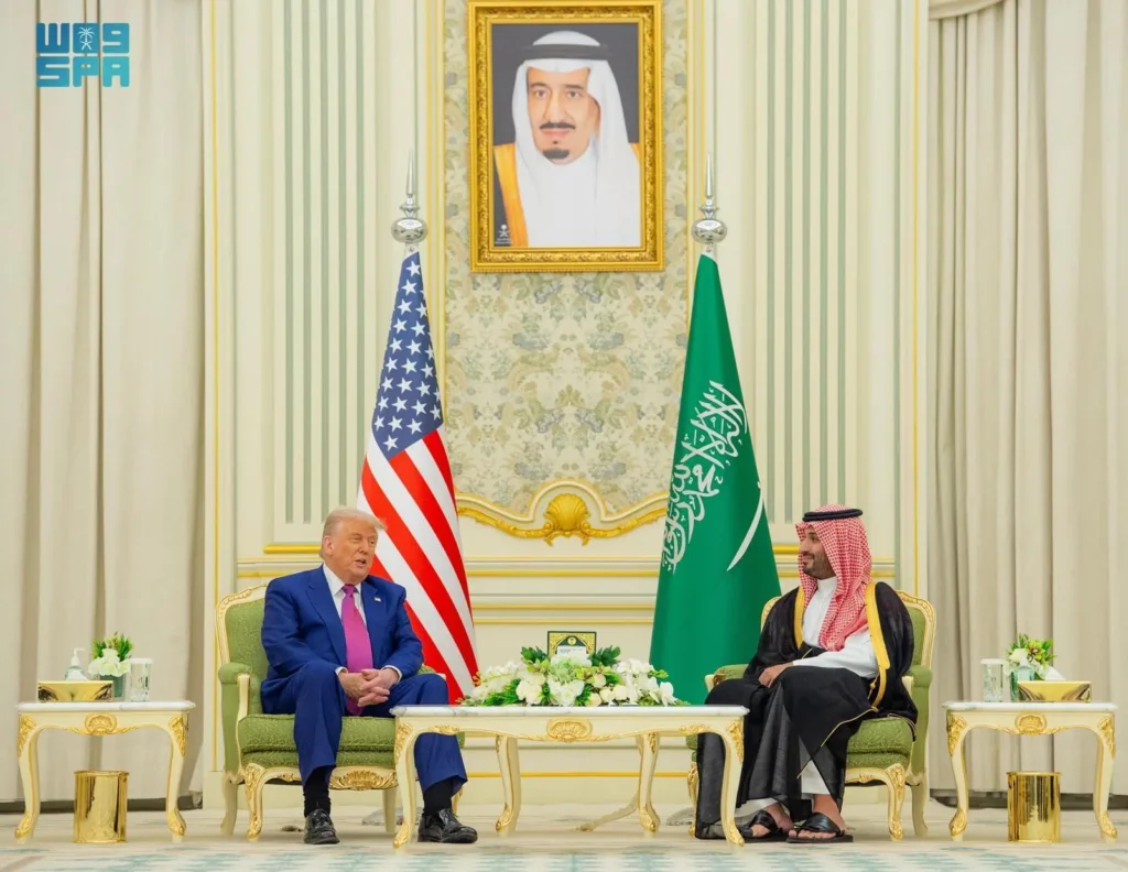 ولي العهد والرئيس الأمريكي يرأسان أعمال القمة السعودية الأمريكية ويوقعان وثيقة الشراكة الاقتصادية الإستراتيجية بين حكومتي البلدين