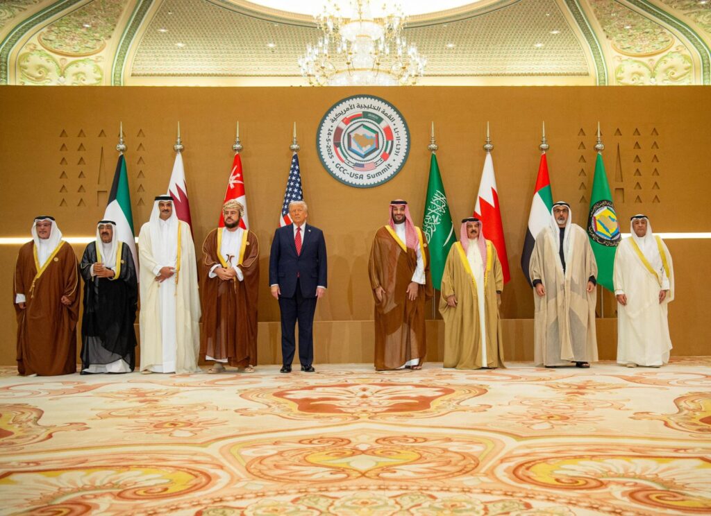 بدعوة من خادم الحرمين الشريفين ورئاسة مشتركة من ولي العهد السعودي والرئيس الأمريكي.. انعقاد القمة الخليجية الأمريكية في الرياض