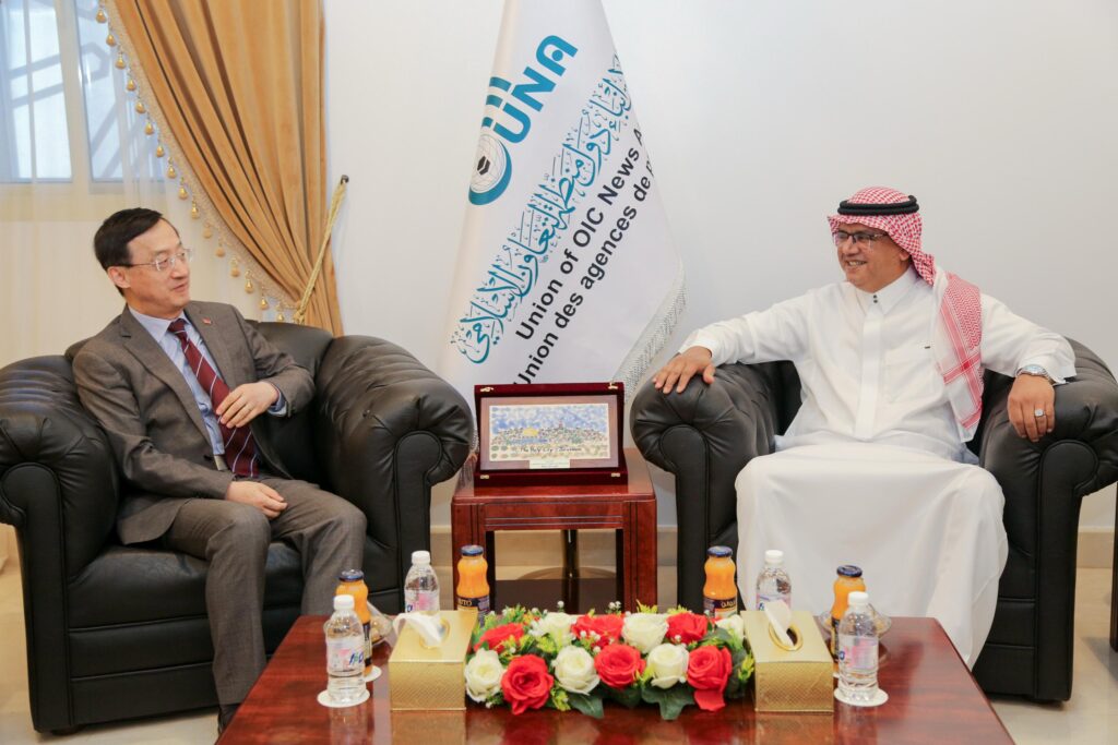 القنصل العام لجمهورية الصين الشعبية في جدة يزور “يونا” ويبحث تعزيز التعاون الإعلامي