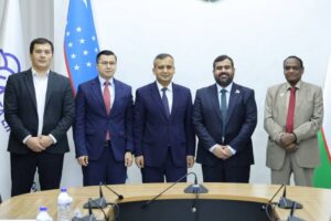 المدير التنفيذي لصندوق التضامن الإسلامي يزور وزارة التعليم بجمهورية أوزبكستان