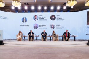 أولى جلسات منتدى شوشا الإعلامي العالمي الثالث تنطلق بعنوان “مقاربات مبتكرة: الثقافة الإعلامية في العصر الرقمي”