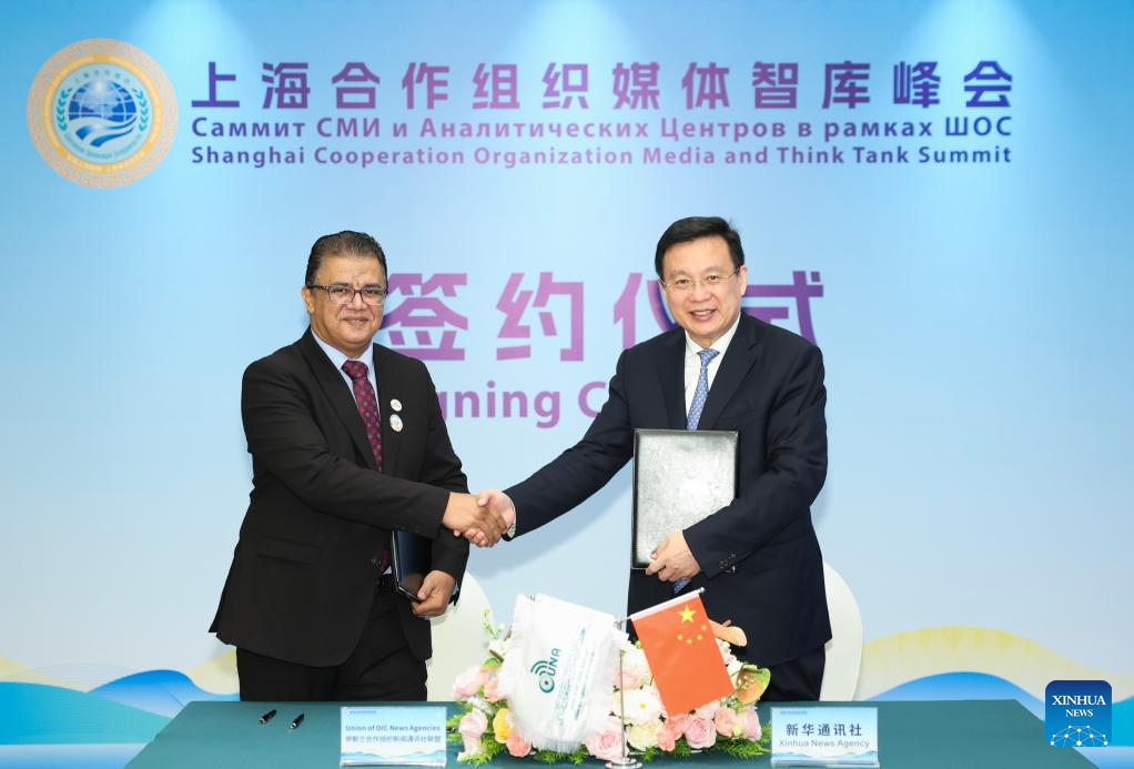 وكالة أنباء “شينخوا” الصينية توقع اتفاقات تعاون مع عدة منظمات إعلامية