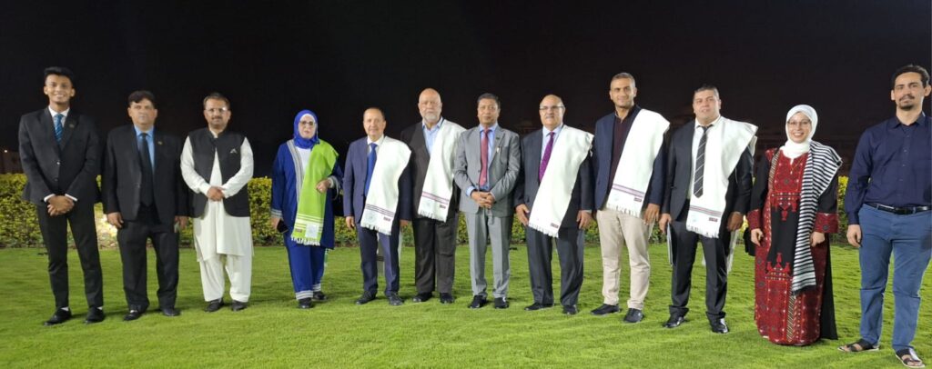 بتنظيم من “كومستيك”.. وفد رؤساء جامعات غزة يختتم زيارته التاريخية إلى باكستان