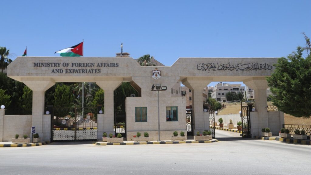 “الخارجية الأردنية” تدين التصريحات التحريضية الإسرائيلية لاستهداف القيادة الفلسطينية