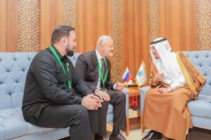 المدير التنفيذي للهيئة الدائمة لحقوق الإنسان يبحث مع المراقب الدائم لروسيا سبل تعزيز آفاق التعاون في قضايا حقوق الإنسان