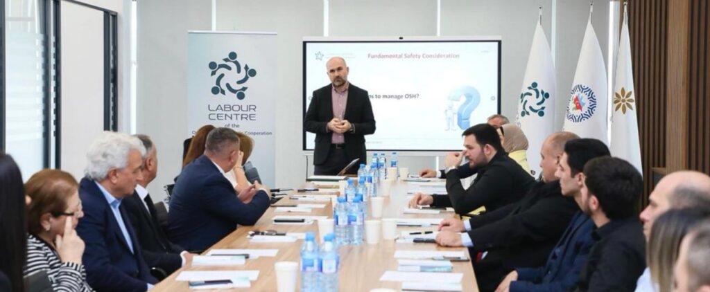 تعزيز ممارسات الصحة والسلامة المهنية في المؤسسات الصغيرة والمتوسطة: اختتام البرنامج التدريبي على مدى يومين