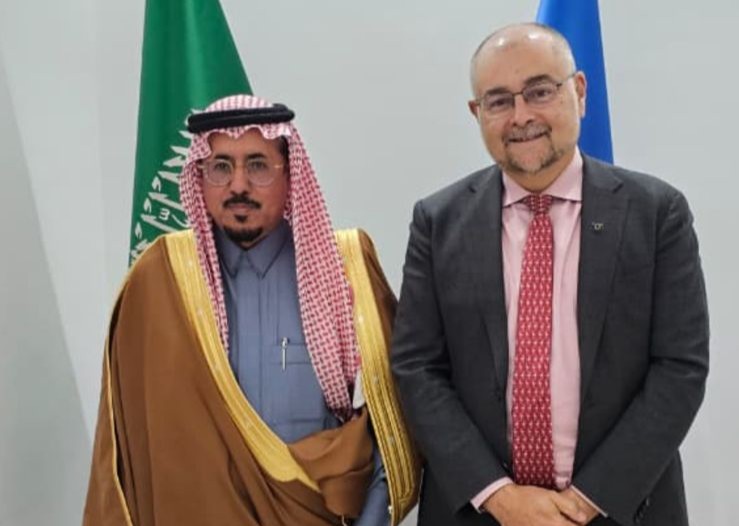 المدير التنفيذي لهيئة حقوق الإنسان يلتقي المبعوث الخاص للاتحاد الأوروبي المعني بالشأن الأفغاني