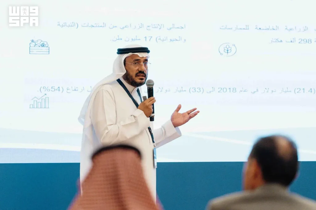 Expertos y especialistas: Las reformas adoptadas por Arabia Saudita en el sector del agua han contribuido a convertir los desafíos de la escasez en oportunidades de desarrollo.
